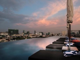 Aquarius Hotel & Urban Resort