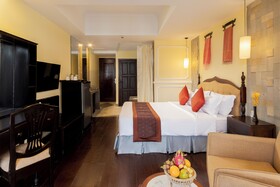 Arison Hotel