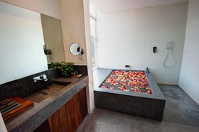 Balconitel Boutique Hotel