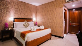 China Wind Holiday Hotel