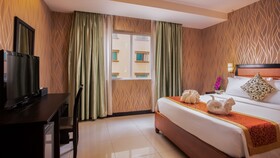 China Wind Holiday Hotel