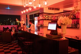 China Wind Holiday Hotel