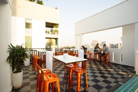 China Wind Holiday Hotel