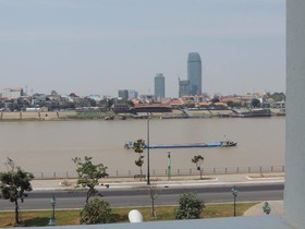 City Riverfront Hotel & Mart