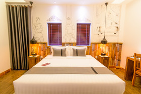 Double Leaf Boutique Hotel
