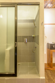Double Leaf Boutique Hotel