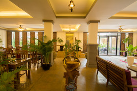 Double Leaf Boutique Hotel