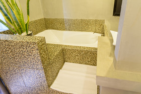Double Leaf Boutique Hotel
