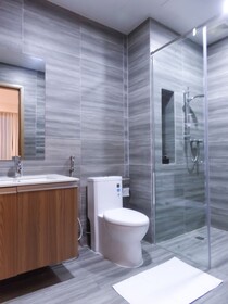 D Suites