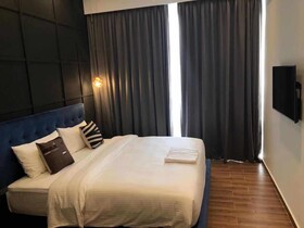 D Suites