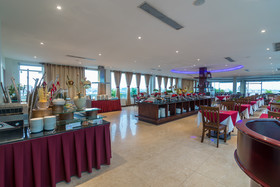 Dyvith Hotel