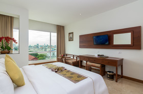 Dyvith Hotel