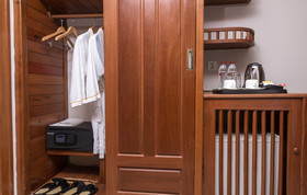 Dyvith Hotel