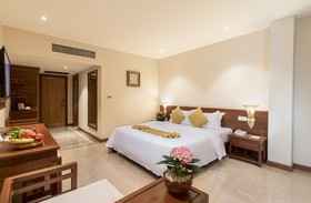Dyvith Hotel