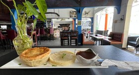 Eighty8 Backpackers Hostel