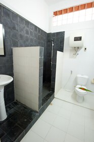 Eighty8 Backpackers Hostel