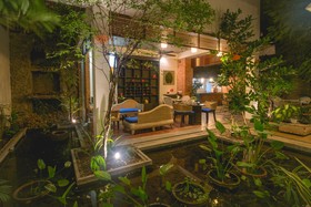 Frangipani Villa Fine Arts
