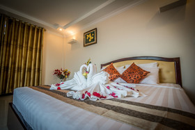 Good Luck Day Hotel