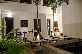 H Hotel Cambodia