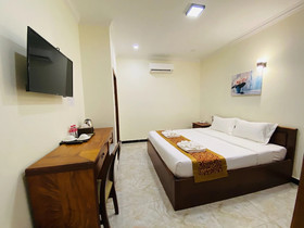 Icon Hotel