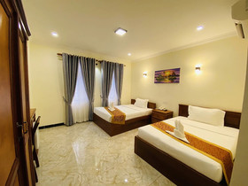 Icon Hotel