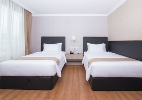 Caravan Hotel by EHM