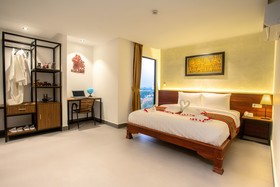 Le Botum Hotel