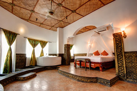 Le Grand Palais Boutique Hotel