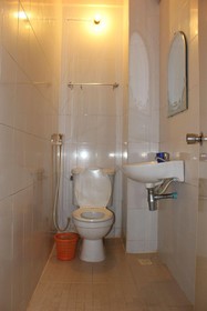 Lucky 2 Guesthouse