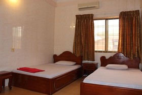 Lucky 2 Guesthouse