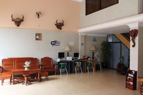 Lucky 2 Guesthouse