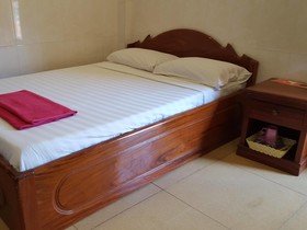 Lucky 2 Guesthouse