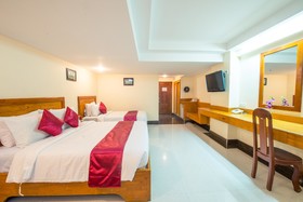 Lucky Star 2 Hotel