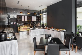 Luxcity Hotel & Apartment