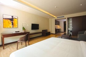 Olympia City Hotel By Dara