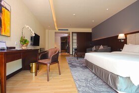 Olympia City Hotel By Dara