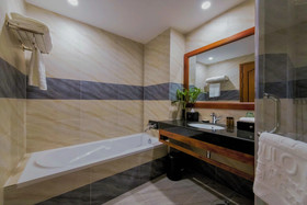 Poulo Wai Hotel