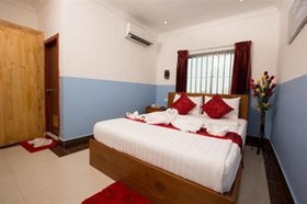 Queen Wood Hotel