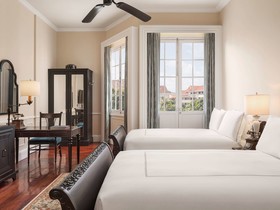 Raffles Le Royal