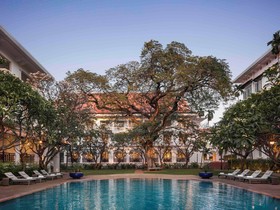 Raffles Le Royal