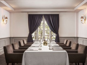 Raffles Le Royal