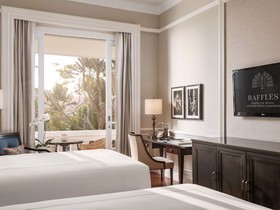 Raffles Le Royal