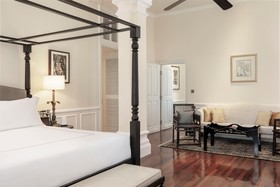Raffles Le Royal