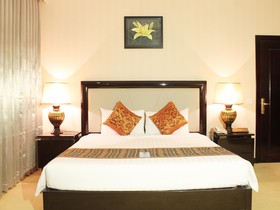 Herman International Hotel