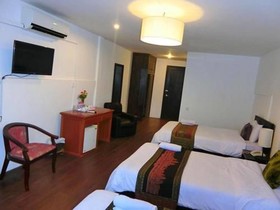 River Star Hotel