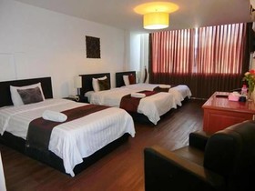 River Star Hotel