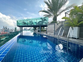 Royal Palace Suites Hotel by Caerus