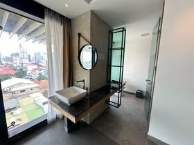 Royal Palace Suites Hotel by Caerus