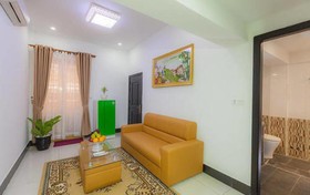 Seventh Heaven Hotel & High Bar