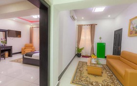 Seventh Heaven Hotel & High Bar